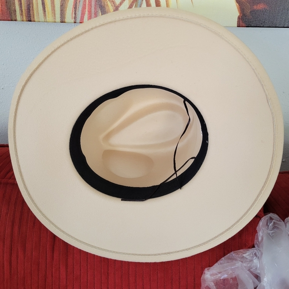 Women's Wool Felt Panama Hat - Picture 5 of 6